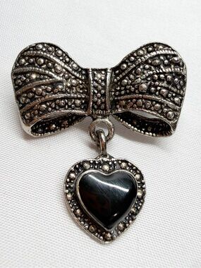 Vintage Silver Tone Bow Heart Brooch